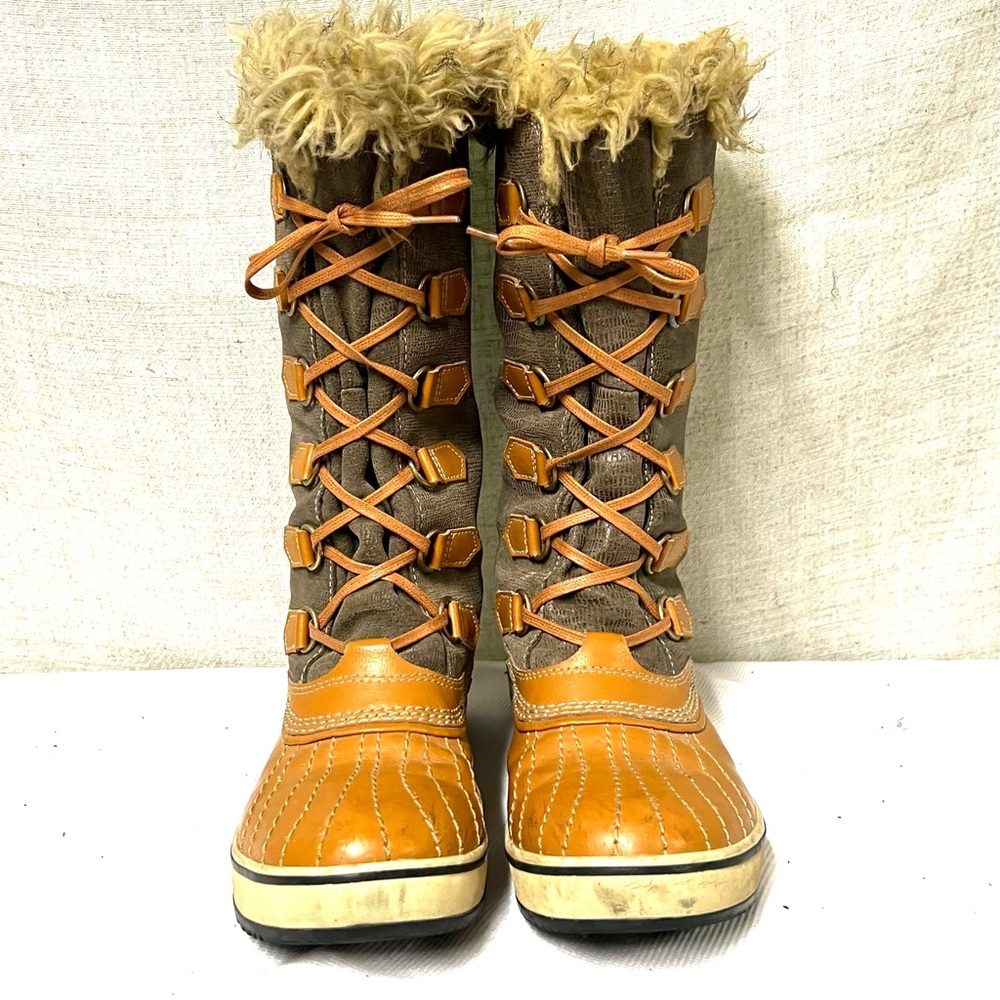 Sorel vintage size 9 boots - Picture 2 of 8